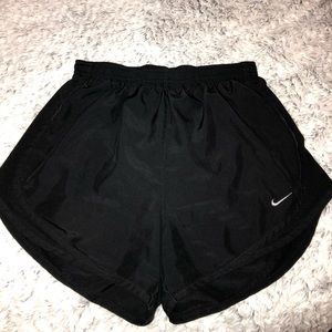 Black Nike shorts